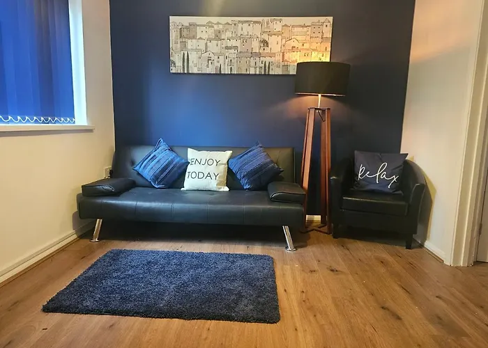 Hereford House - Welcome Short Stays
